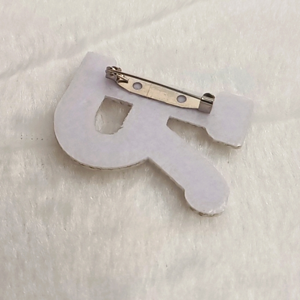 Handmade Pearly White Beaded Initial Brooch - Picture 9 of 9